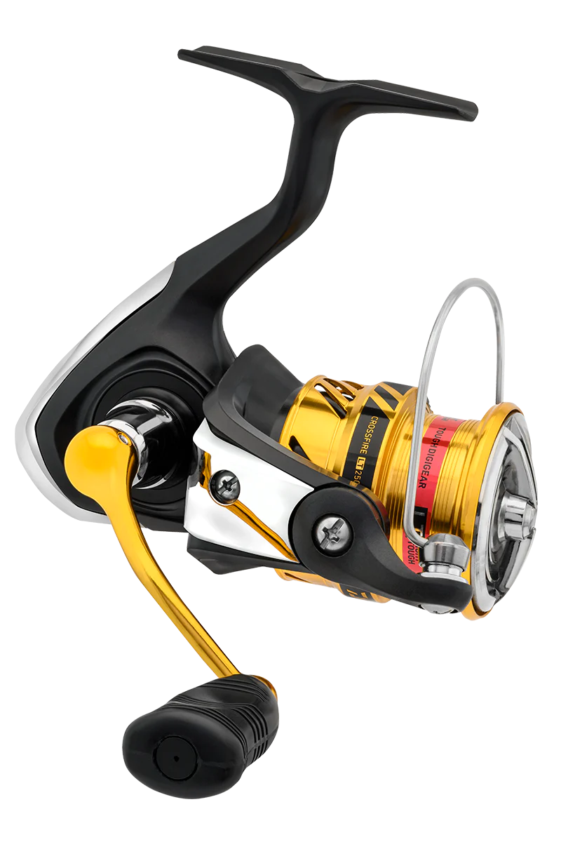 daiwa crossfire fishing reel 3000-3Bi The Shop With reel sizes ranging from 1000 to 5000 the new CROSSFIRE LT line is comfortable in freshwater or light saltwater. Daiwa CFLT4000-C Crossfire LT Spinning