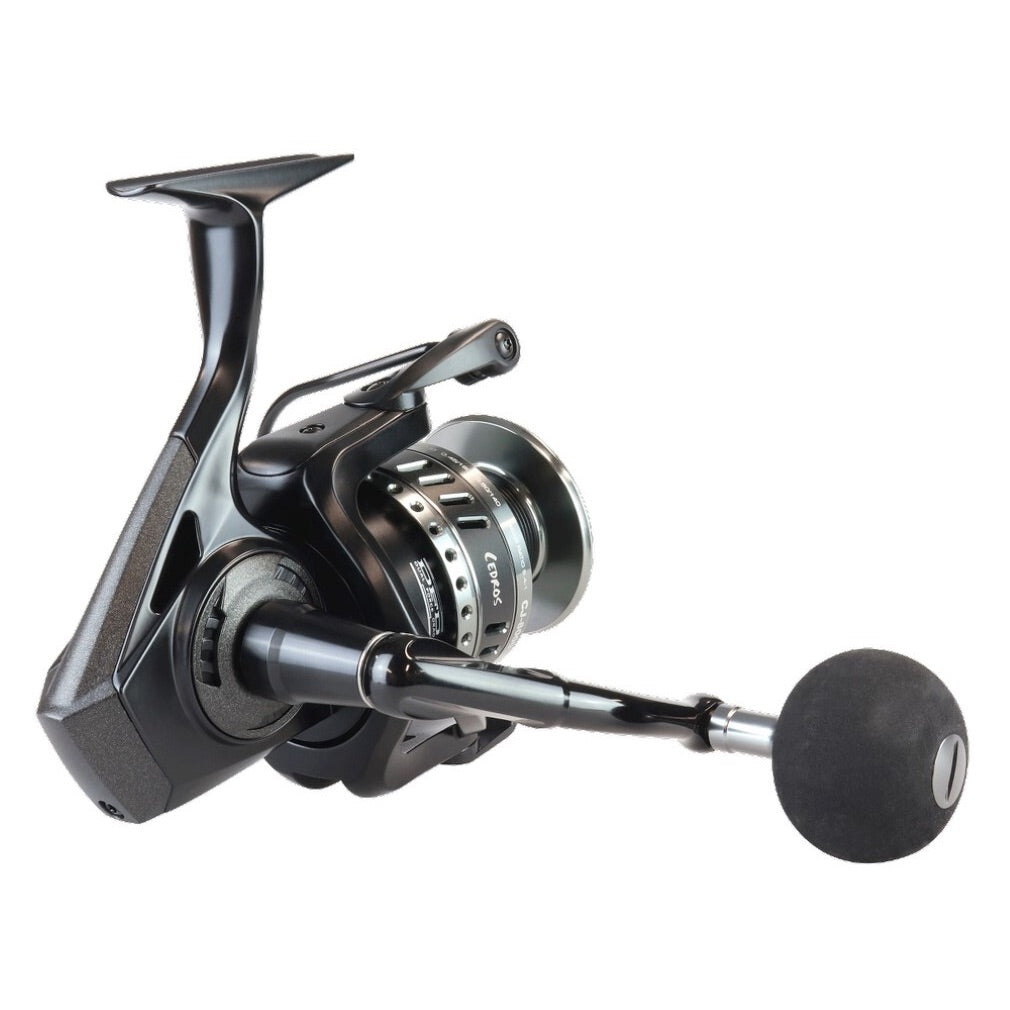 Okuma Cedros Spinning Reel ><